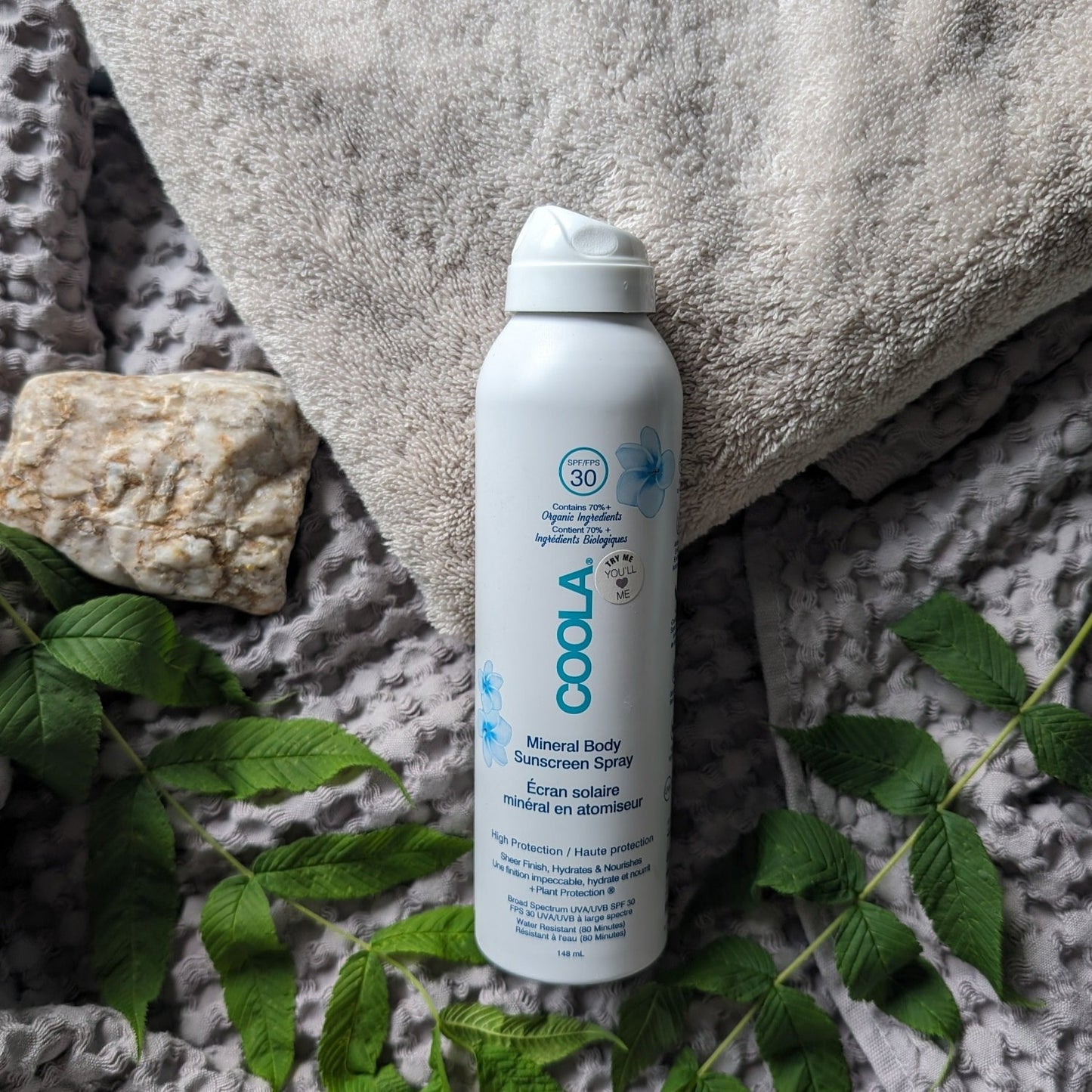 Coola Sol Spay SPF 30 med fysisk filter - Parfumefri - skinfulness.dk